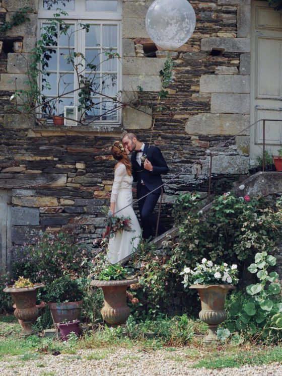 Couple escalier ballon Manoir de la Fresnaye Rolleiflex argentique