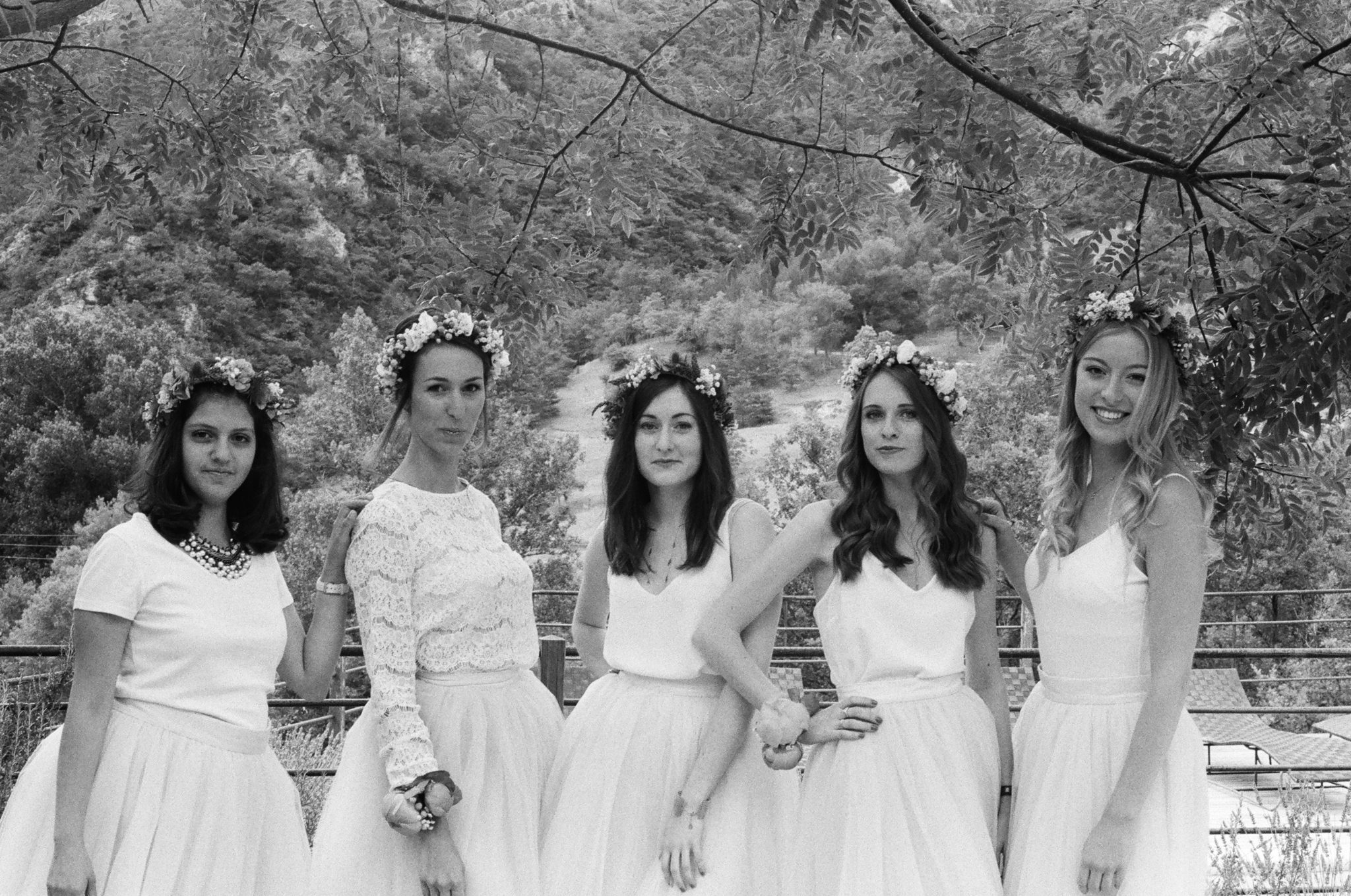 Bridesmaids Hameau Valouse Drome Provencale