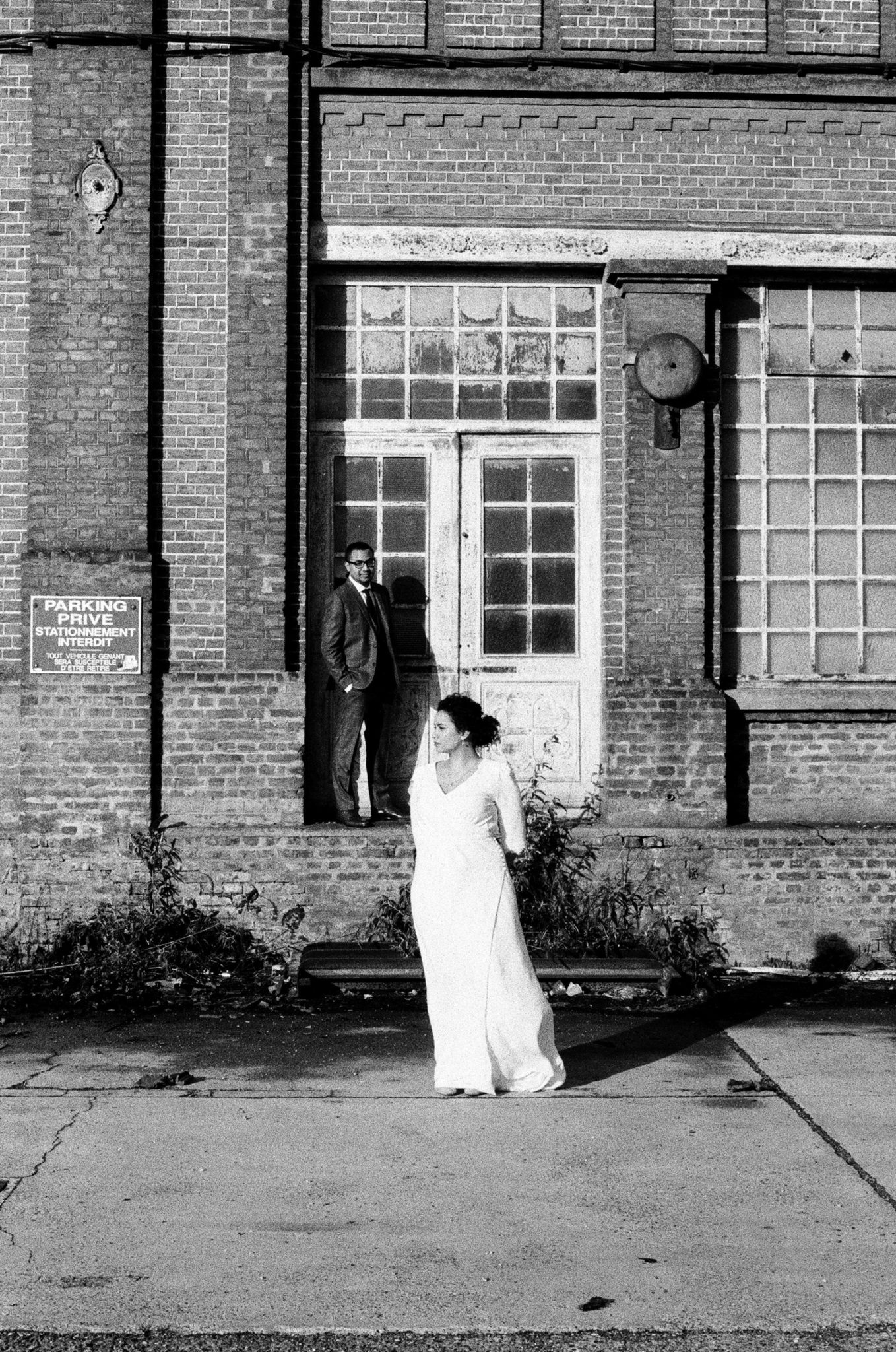 Portrait mariés mariage hiver usine brique industrel Picardie Amiens Château de Naours